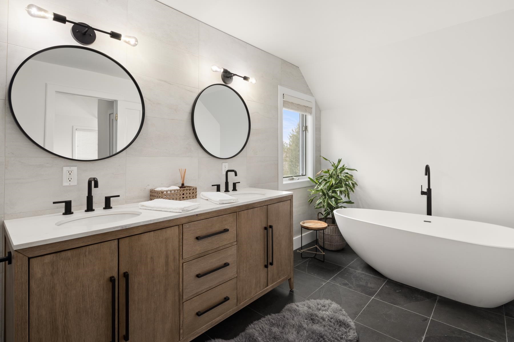 60 McLane Road, Unit 32 Stowe, VT 05672 - Photo 20 of 35