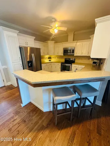 $319,900 | 3730 Huntcliff Drive, La Grange, NC 28551