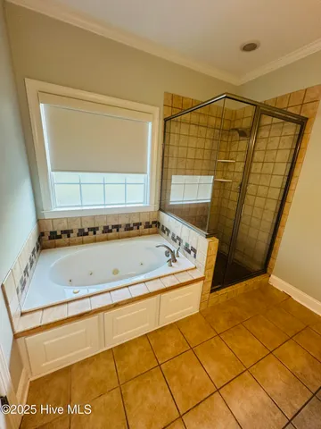 $319,900 | 3730 Huntcliff Drive, La Grange, NC 28551