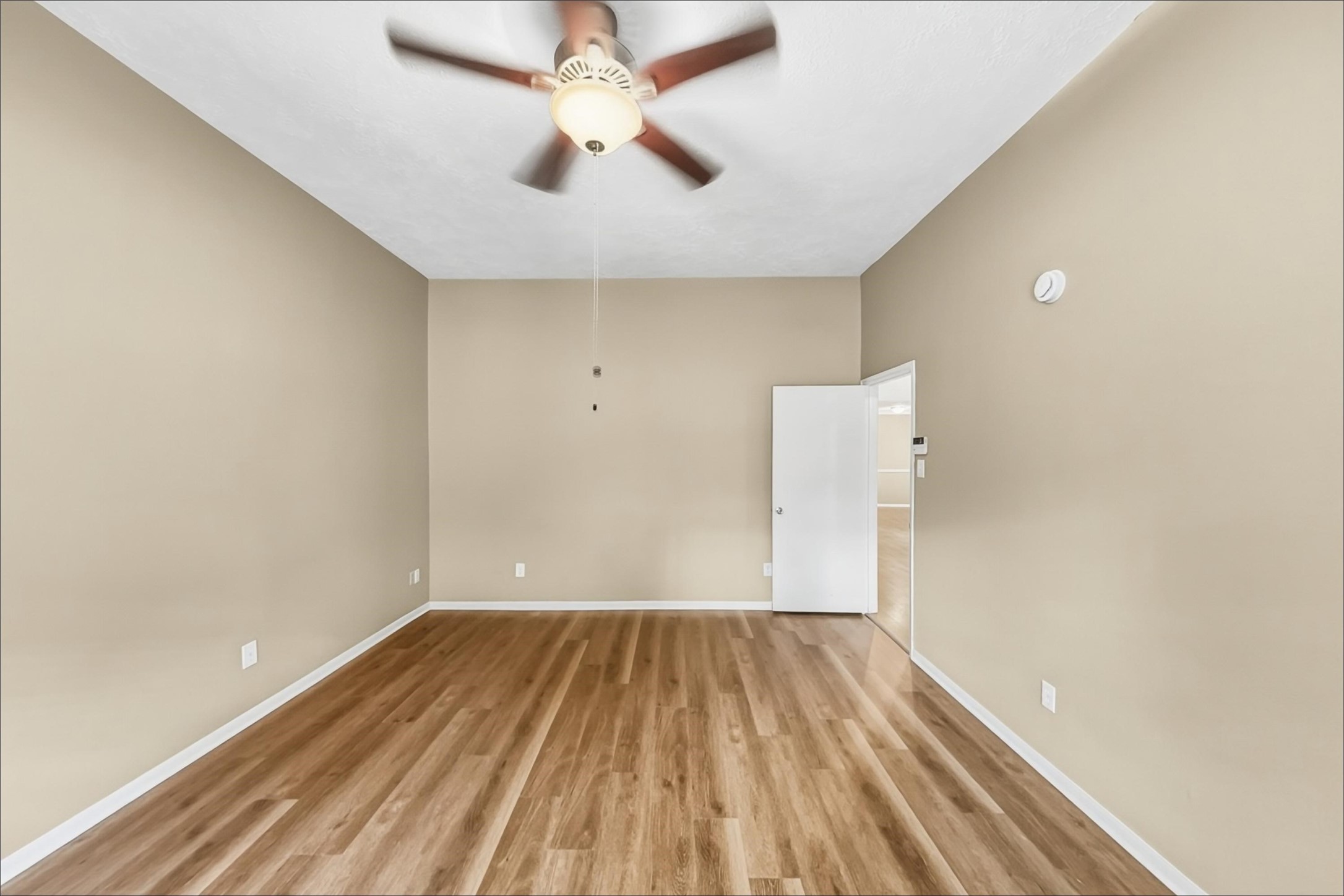25914 Richards Road Spring, TX 77386 - Photo 7 of 15 Gallery Image 7
