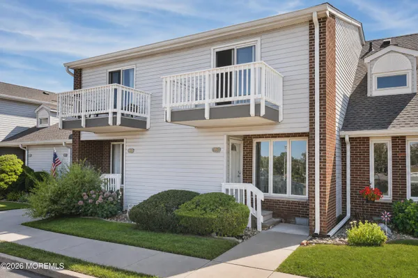 $670,000 | 25 Meadow Avenue, Unit 46, Monmouth Beach, NJ 07750