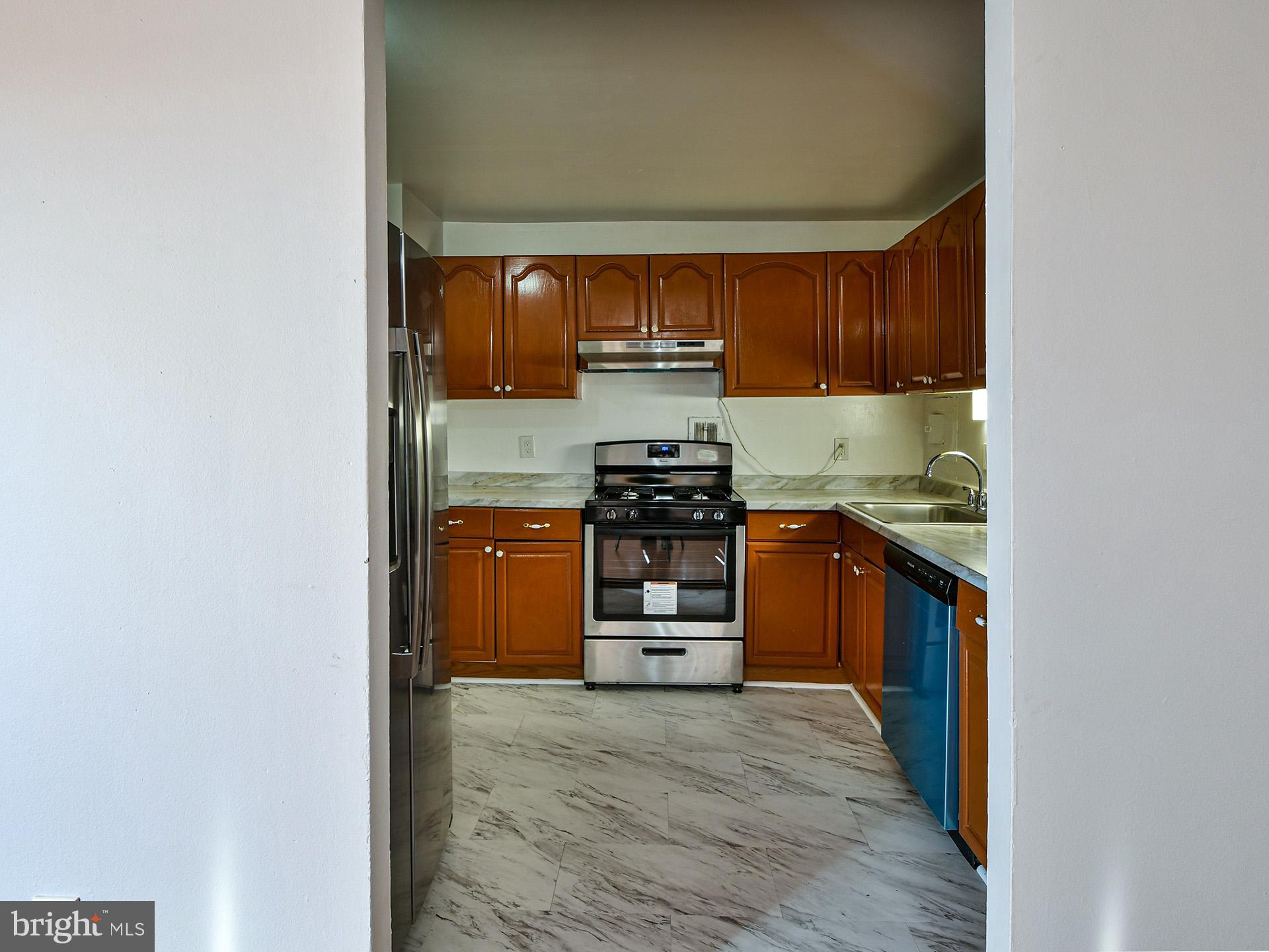 8830 Piney Branch Road, Unit 1102 Silver Spring, MD 20903 - Photo 10 of 28