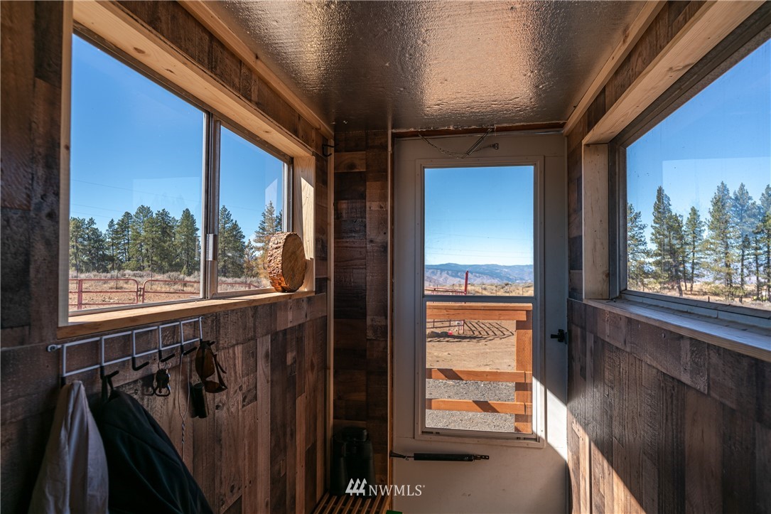 400 Hummingbird Road East Wenatchee, WA 98802 - Photo 19 of 36 Gallery Image 19