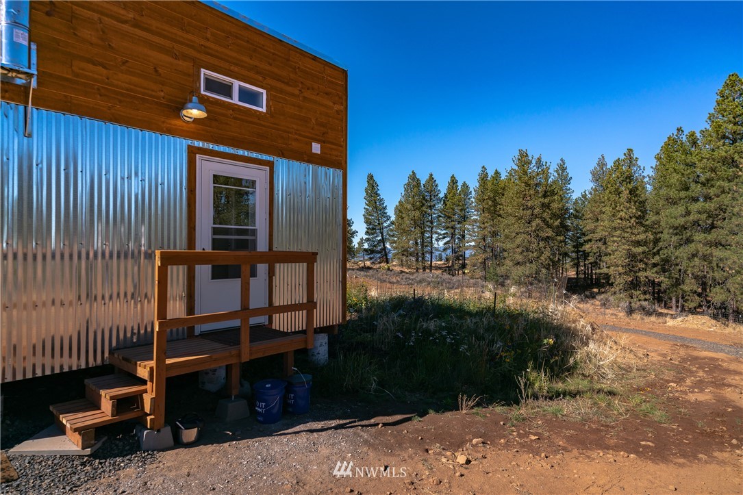 400 Hummingbird Road East Wenatchee, WA 98802 - Photo 8 of 36 Gallery Image 8