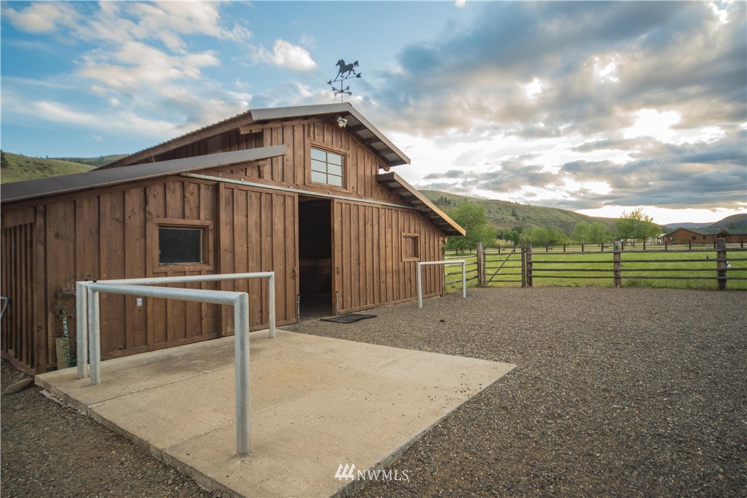 6372 Manastash Road Ellensburg, WA 98926 - Photo 33 of 39 Gallery Image 33