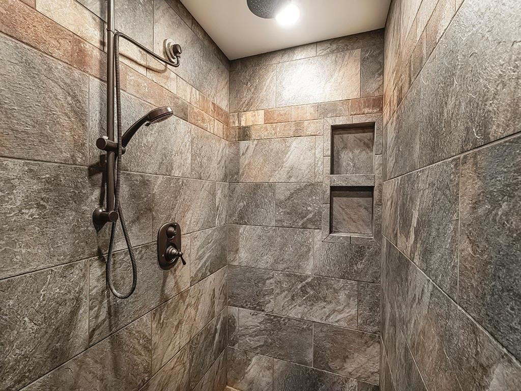 179 Rocks Road Parker, PA 16049 - Photo 18 of 29 a bathroom with a shower