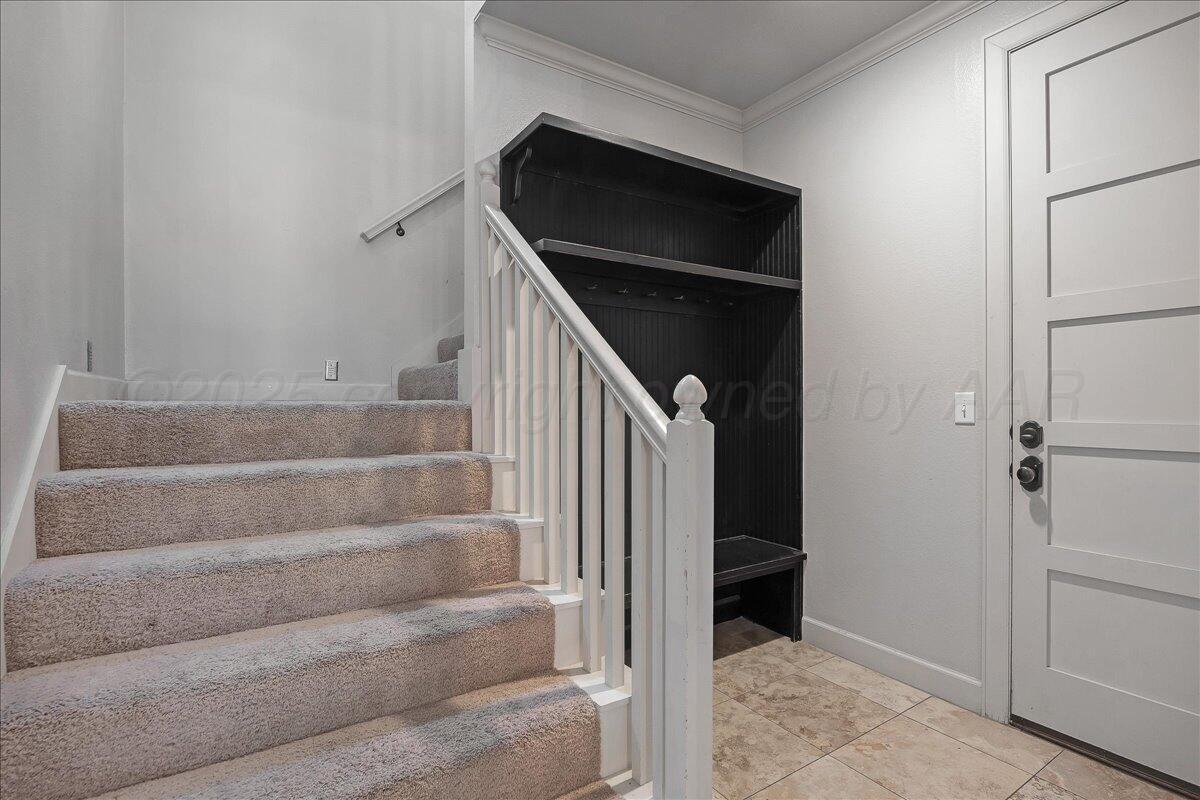 6107 Blue Sage Circle Amarillo, TX 79124 - Photo 49 of 79 Stairway/Mudroom