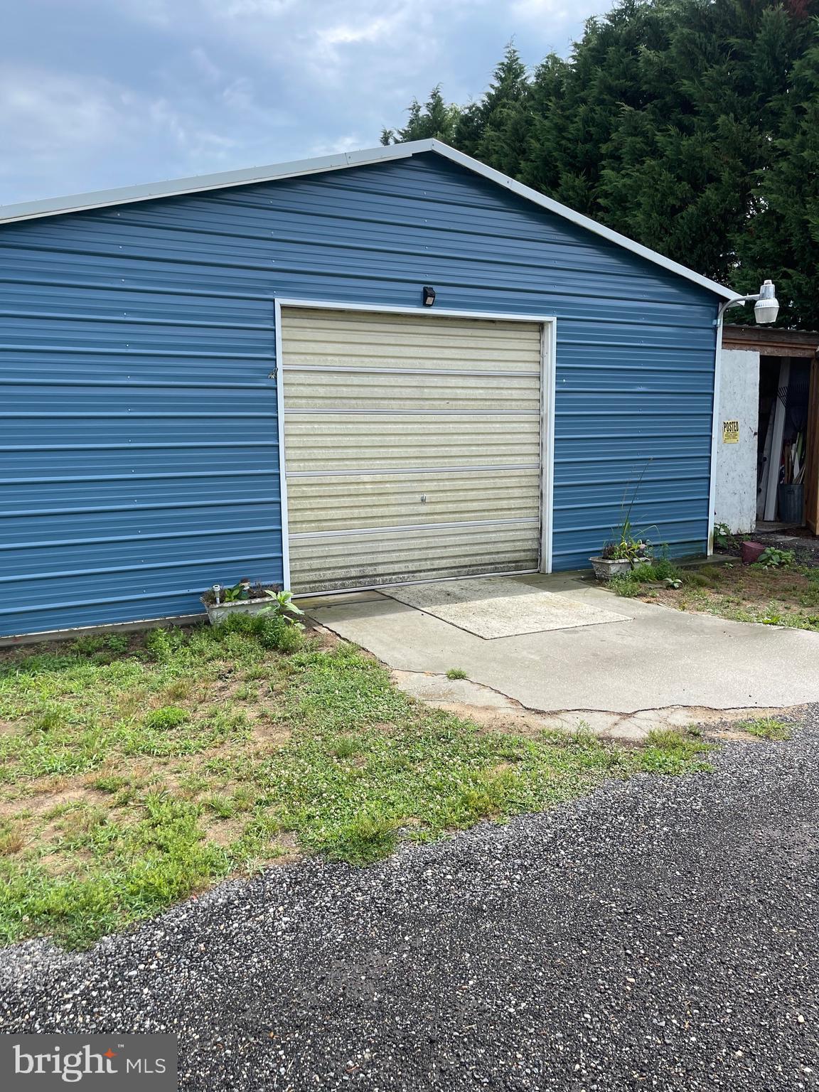 15150 Jarrell Road Goldsboro, MD 21636 - Photo 4 of 16 One of the great out buildings