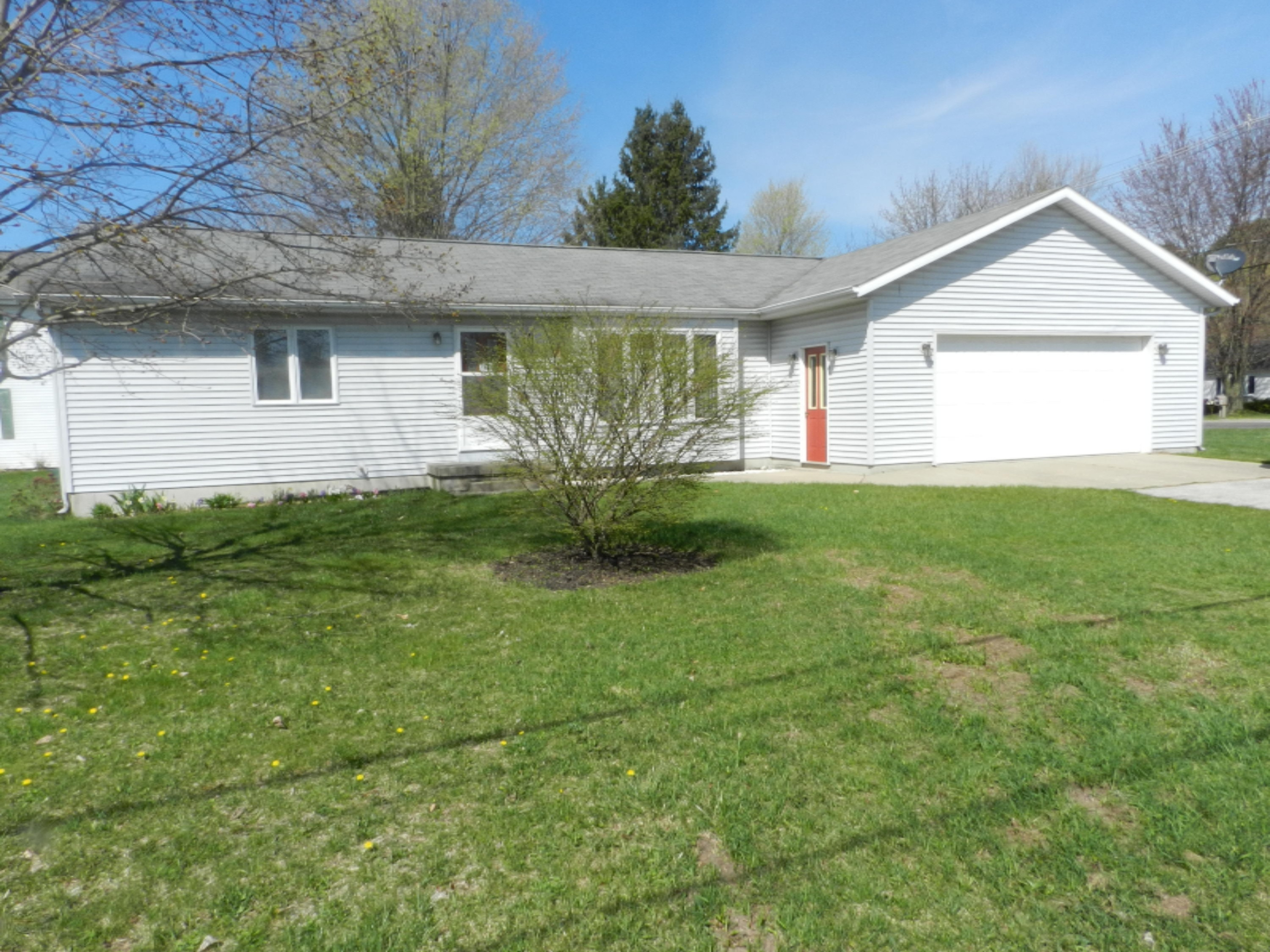 3415 Blackmer Road Ravenna, MI 49451 - Photo 1 of 5 Exterior