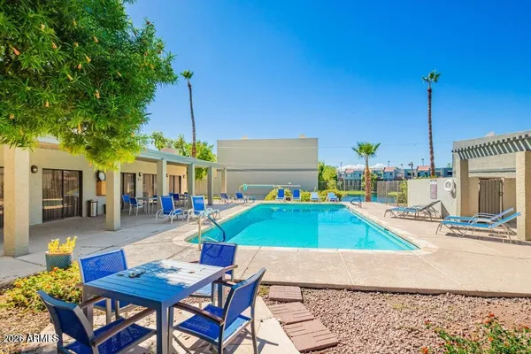$349,900 | 2524 South El Paradiso, Unit 120, Mesa, AZ 85202