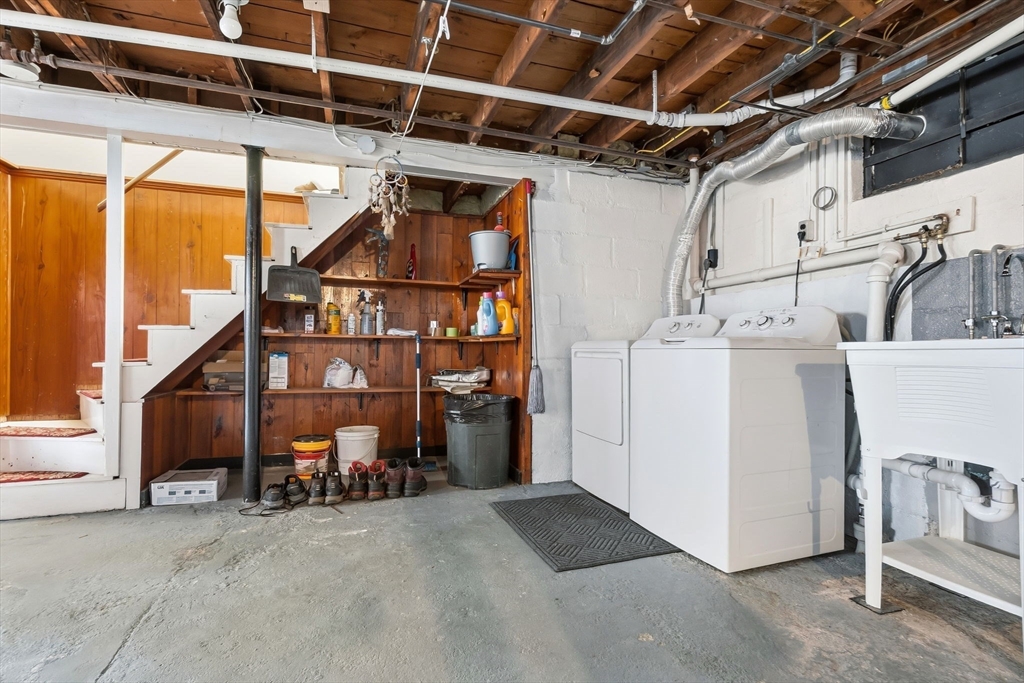 85 Riverbank Road Saugus, MA 01906 - Photo 18 of 26