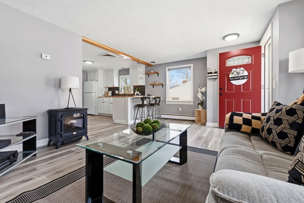 85 Riverbank Road Saugus, MA 01906 - Photo 8 of 26