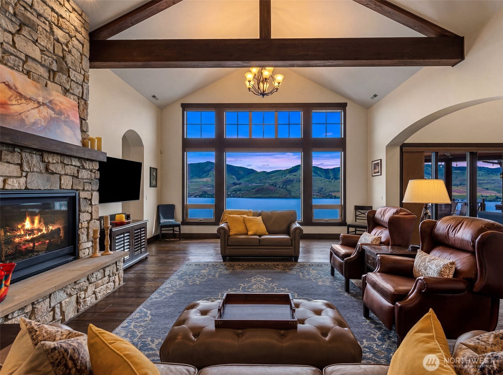 136 Waterview Drive Chelan, WA 98816 - Photo 5 of 40