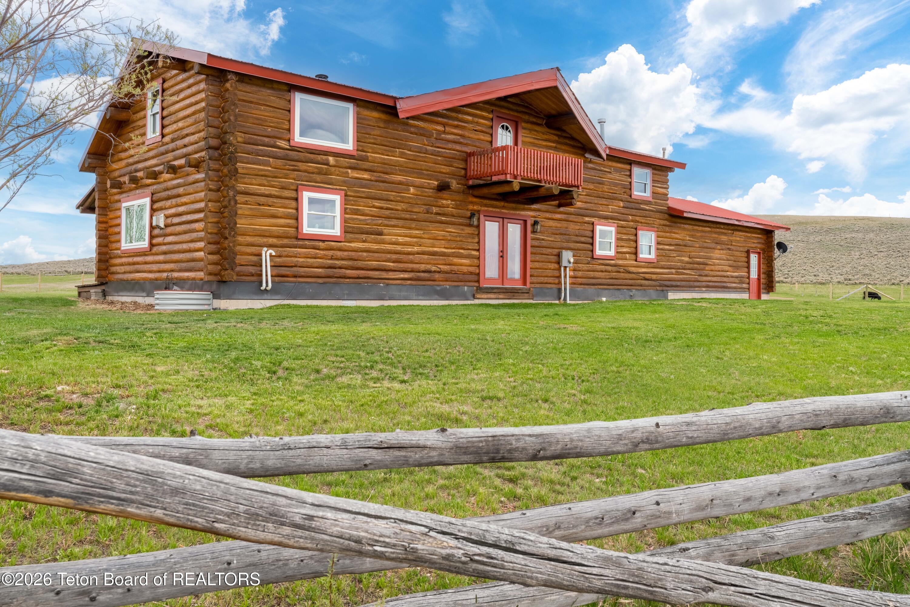 138-2 Forty Rod Road Pinedale, WY 82941 - Photo 8 of 77 20260529-DSC07633-HDR-Edit