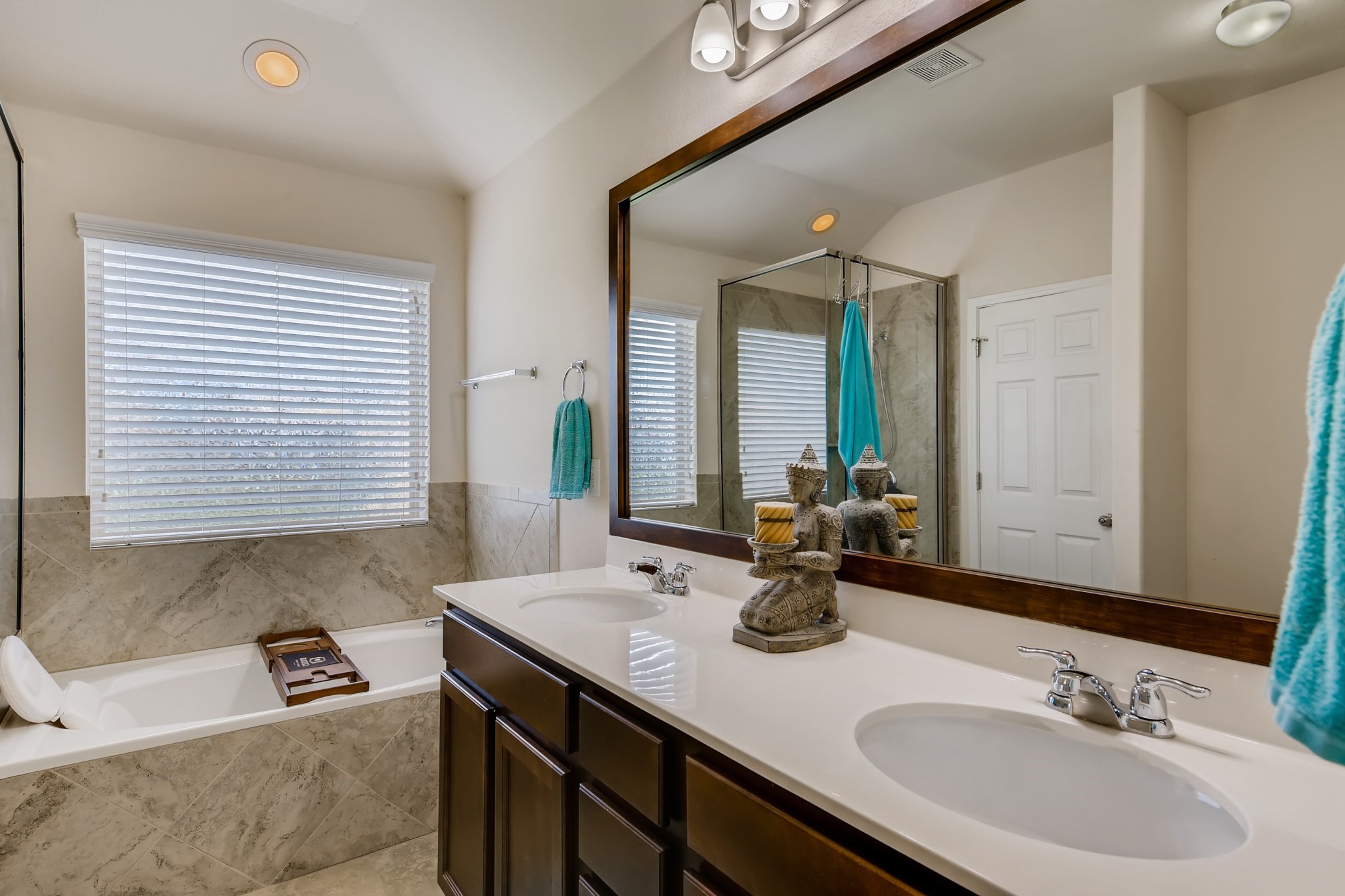 318 Noddy Road Buda, TX 78610 - Photo 14 of 24