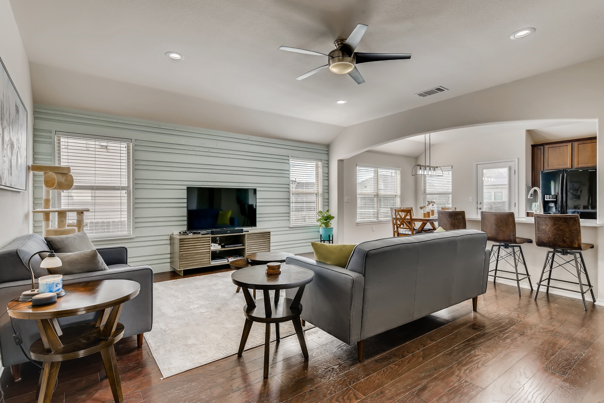 318 Noddy Road Buda, TX 78610 - Photo 4 of 24