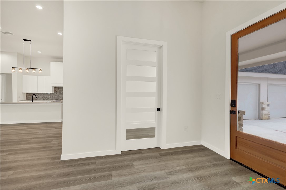 328 Compass Rose Spring Branch, TX 78070 - Photo 6 of 48