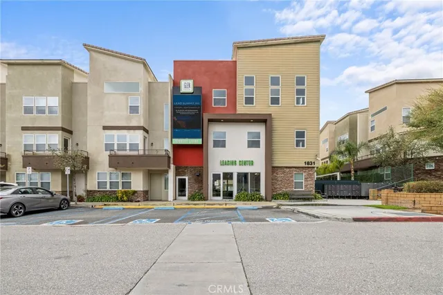 $1,115 | 1831 Northpark Boulevard West, Unit 2008, San Bernardino, CA 92407