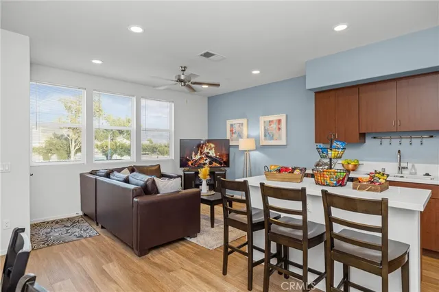 $1,115 | 1831 Northpark Boulevard West, Unit 2008, San Bernardino, CA 92407