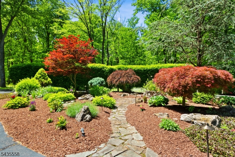 65 O Brien Road Hackettstown, NJ 07840 - Photo 5 of 48