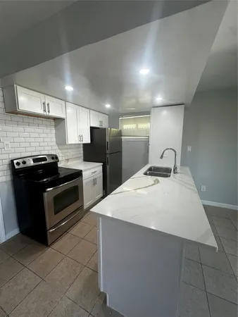 $900 | 8110 Albacore Drive, Unit 30, Houston, TX 77074