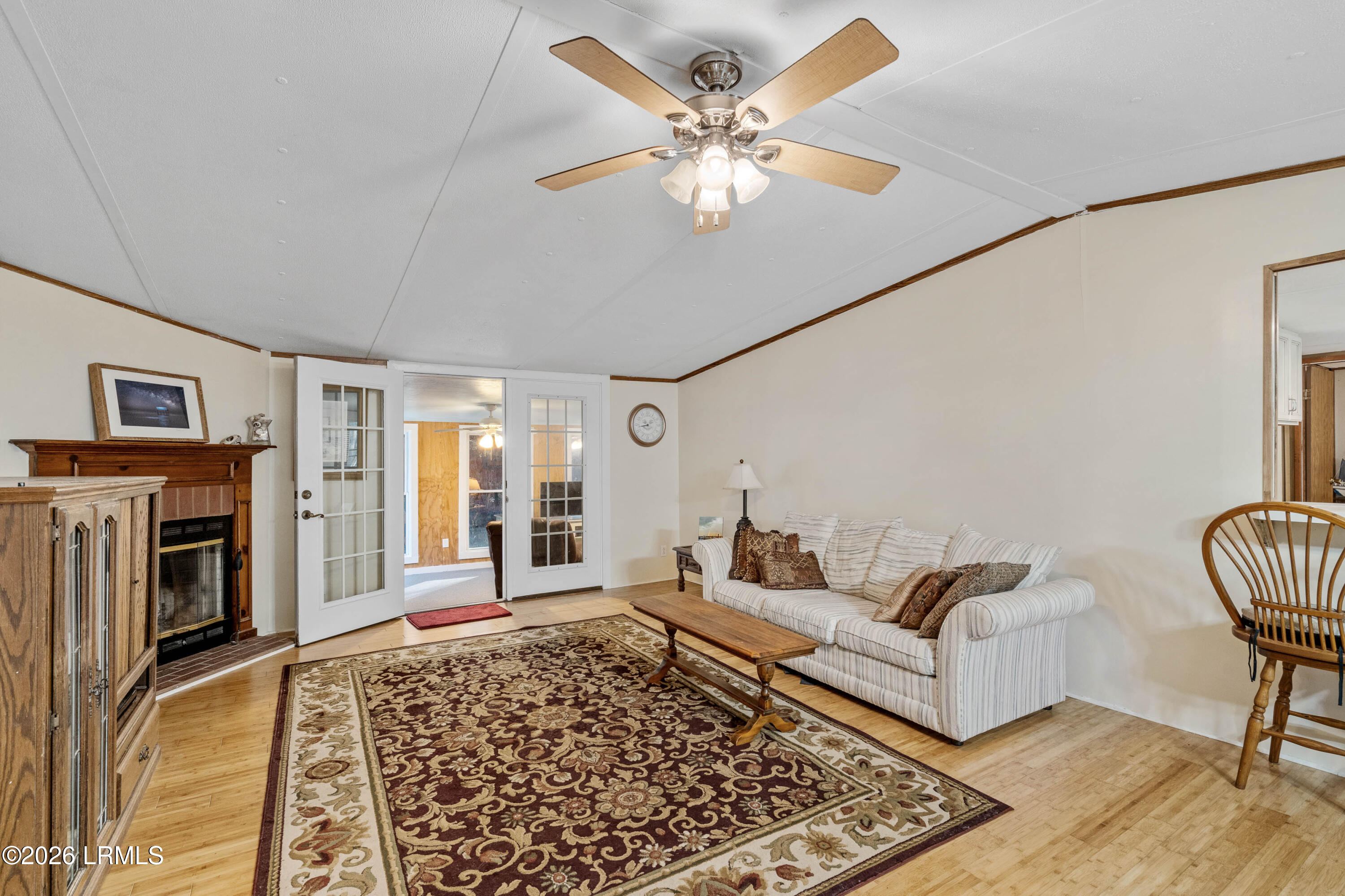 976 Sams Point Road Beaufort, SC 29907 - Photo 3 of 35 965 Sams Point-15