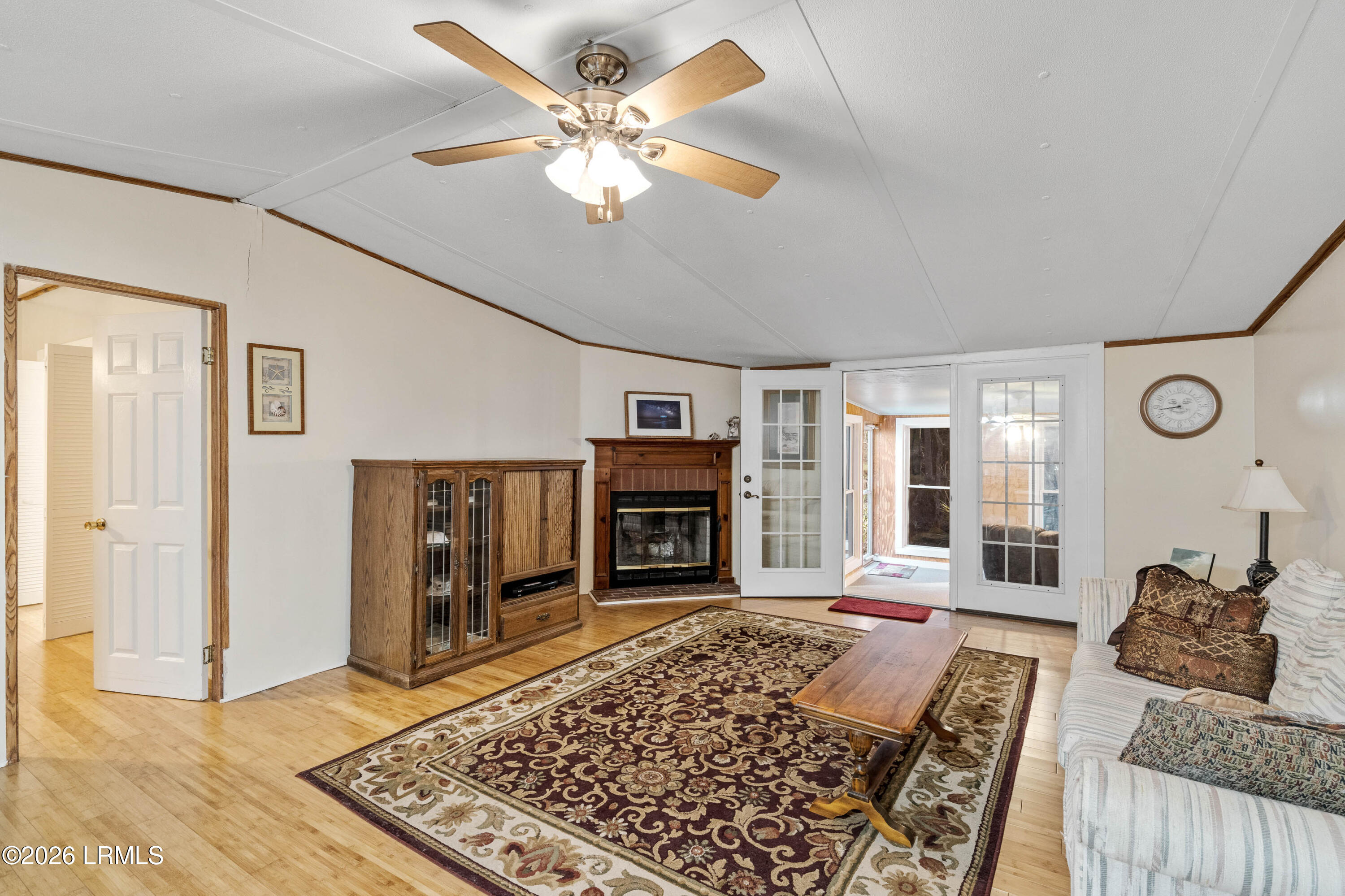 976 Sams Point Road Beaufort, SC 29907 - Photo 5 of 35 965 Sams Point-17