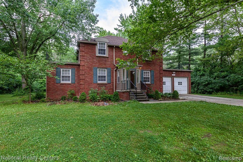 21515 Farmington Road Farmington Hills, MI 48335 - Photo 24 of 26
