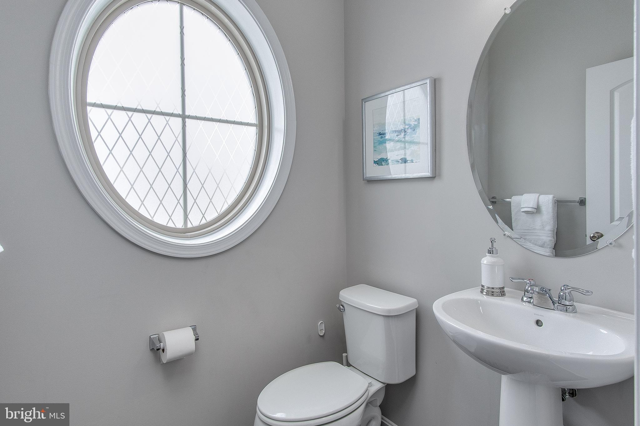 6533 Britannic Place Frederick, MD 21703 - Photo 7 of 30 Main Level Powder Room