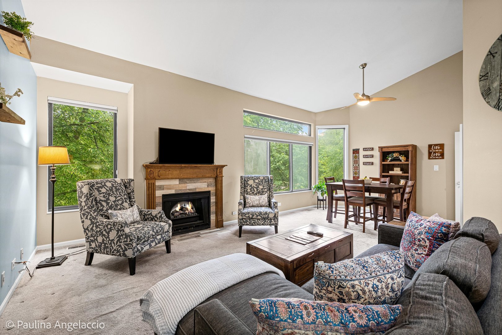 1280 Oak Hill Road Lake Barrington, IL 60010 - Photo 2 of 21