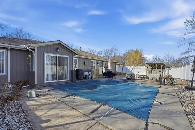 $275,000 | 1201 Maple Lane, Pleasant Hill, MO 64080