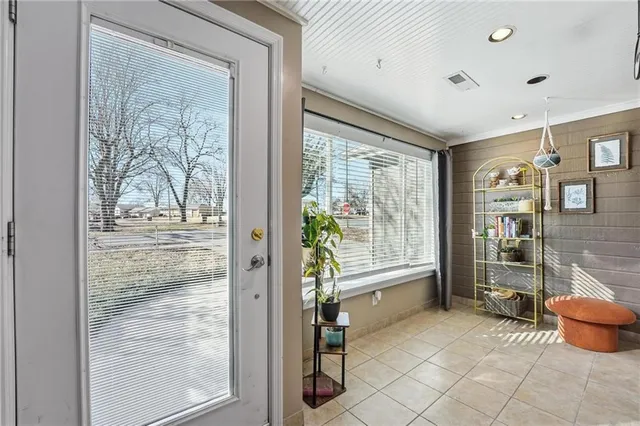 $275,000 | 1201 Maple Lane, Pleasant Hill, MO 64080