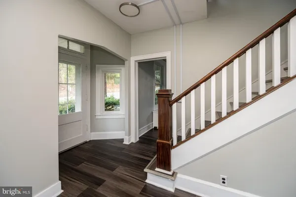 $275,900 | 449 South 3rd Street, Oakland, MD 21550