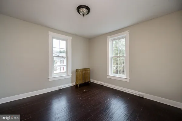 $275,900 | 449 South 3rd Street, Oakland, MD 21550