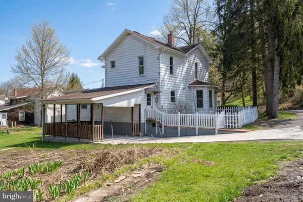 $275,900 | 449 South 3rd Street, Oakland, MD 21550