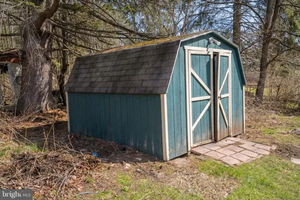 $275,900 | 449 South 3rd Street, Oakland, MD 21550