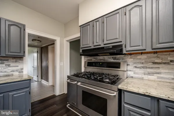 $275,900 | 449 South 3rd Street, Oakland, MD 21550