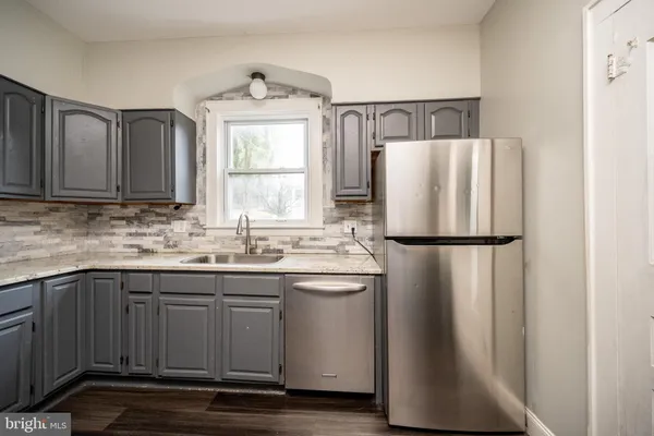 $275,900 | 449 South 3rd Street, Oakland, MD 21550