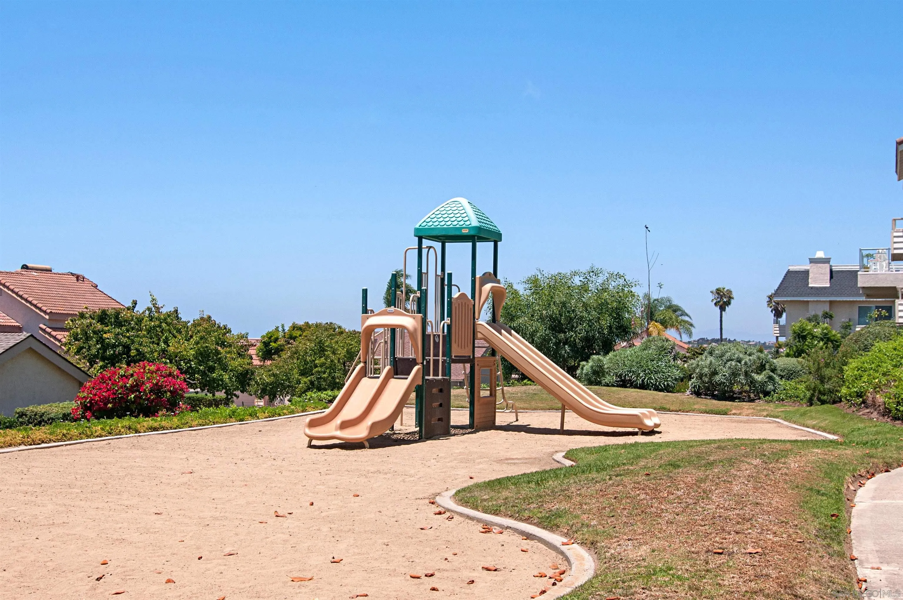 1728 Burgundy Road Encinitas, CA 92024 - Photo 30 of 36