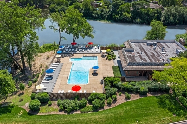 1401 Burr Oak Road, Unit 105B Hinsdale, IL 60521 - Photo 24 of 27 a aerial view of a house