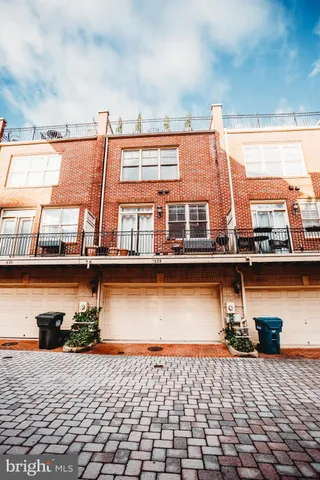 $5,950 | 428 John Carlyle Street, Alexandria, VA 22314