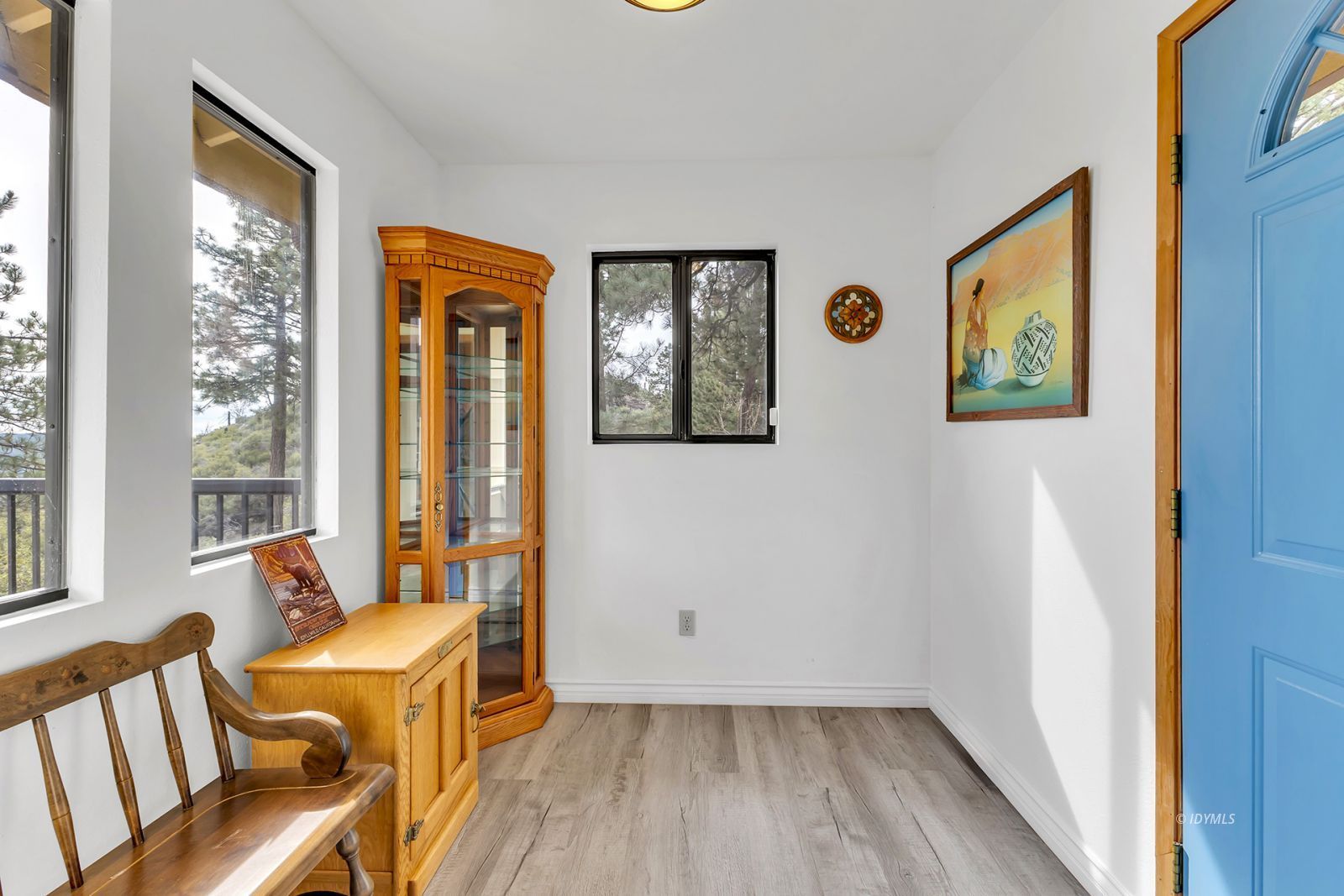 53440 West Ridge Road Idyllwild, CA 92549 - Photo 17 of 66 a view of an entryway with wooden floor