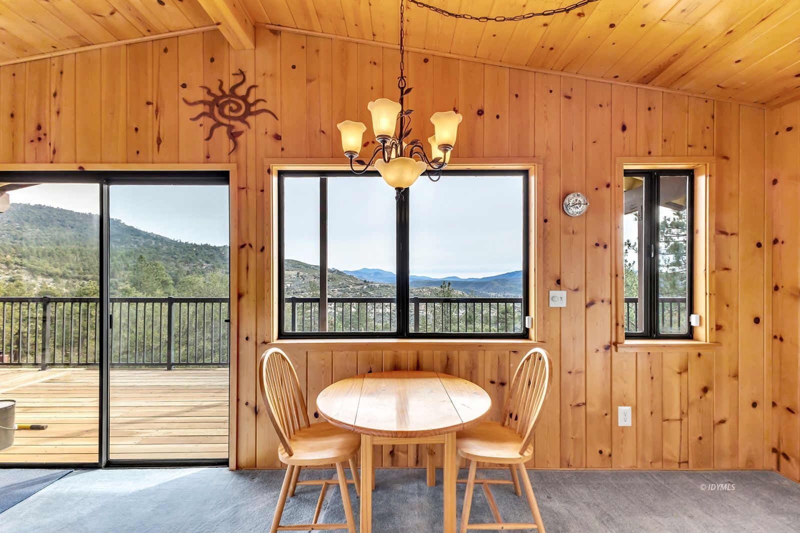 53440 West Ridge Road Idyllwild, CA 92549 - Photo 24 of 66 a view of a room with a table and chairs