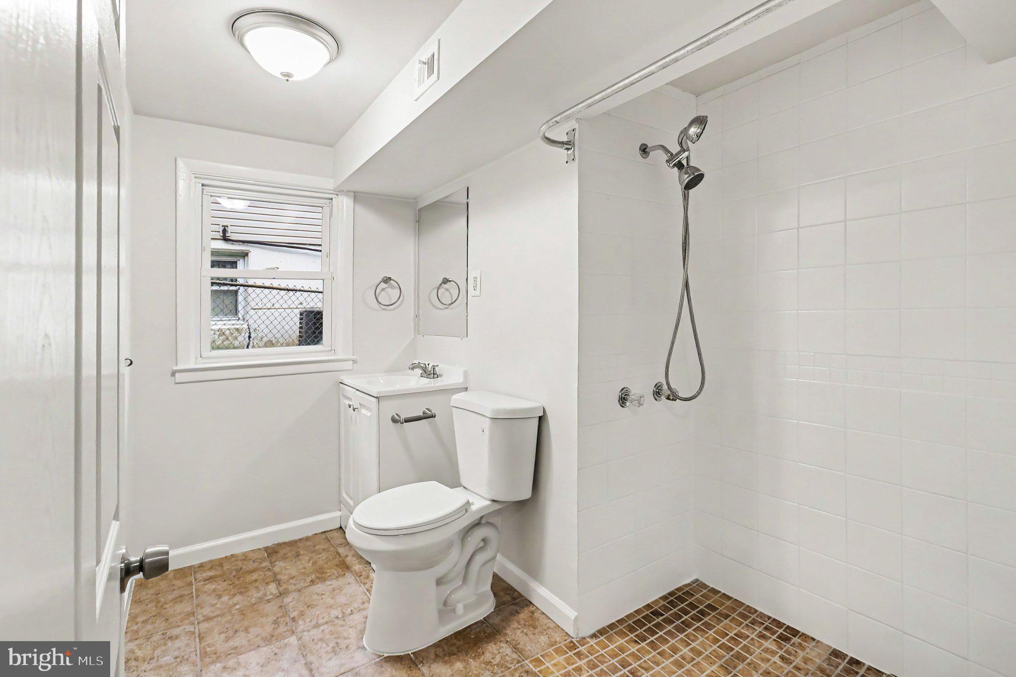 3318 Red Lion Road Philadelphia, PA 19114 - Photo 15 of 20 Gallery Image 15