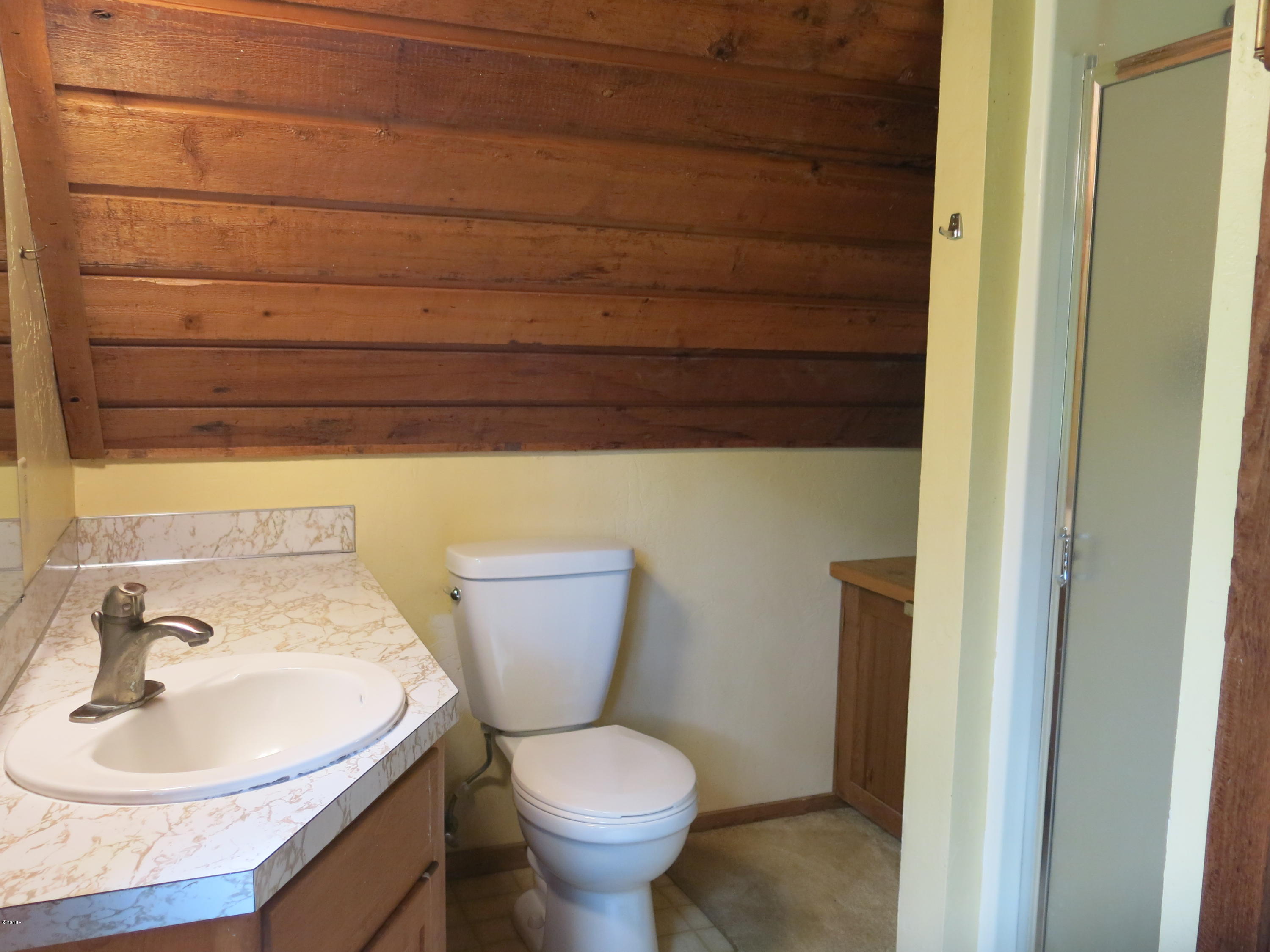 6802 Northeast Highland Road Otis, OR 97368 - Photo 15 of 19 Bath