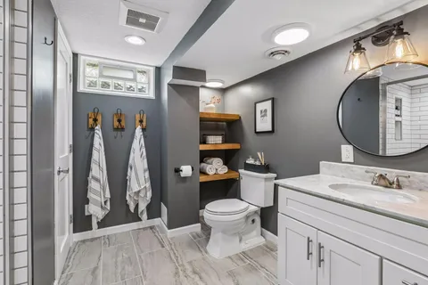 $425,000 | 1600 Louisiana Avenue South, St. Louis Park, MN 55426