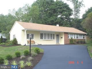 231 Brookside Road East Norriton, PA 19401 - Photo 1 of 6 Gallery Image 1