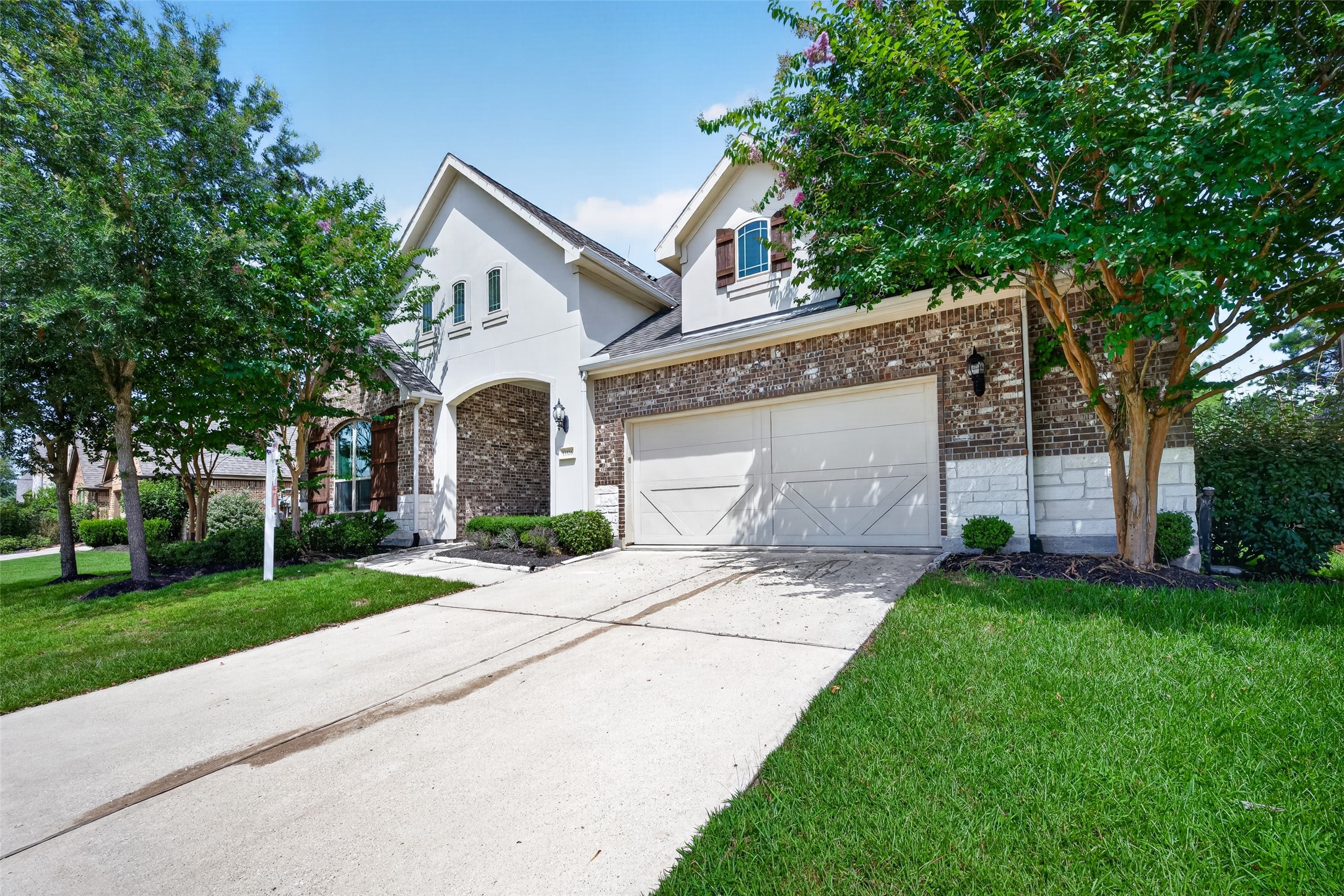 13326 Lake Chesdin Road Houston, TX 77044 - Photo 3 of 47 Gallery Image 3