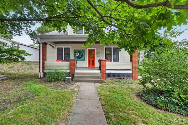$400,000 | 210 Lower Street, Augusta, MO 63332