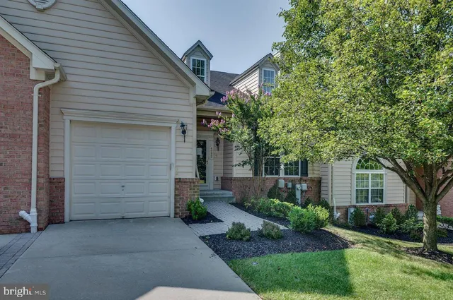 $469,000 | 4223 Chastetree Court, Pikesville, MD 21208